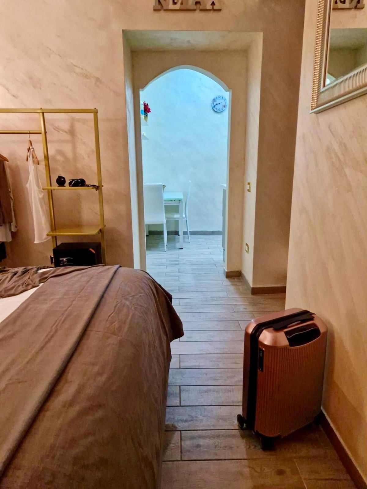 La Dimora Nei Presepi In San Gregorio Lejlighed Napoli Eksteriør billede